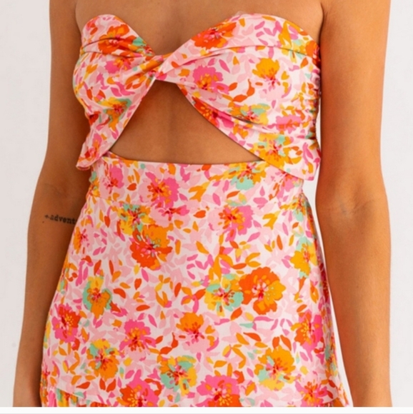 LE LIS Strapless Cut Out Floral Mini Dress In Pink/orange. Size Medium - Picture 2 of 14